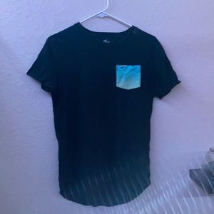 Black Hollister tee with Teal/Green pocket